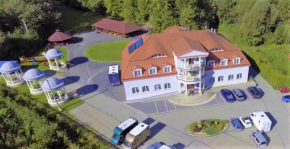 Dwór Maria Antonina, Strzyżów